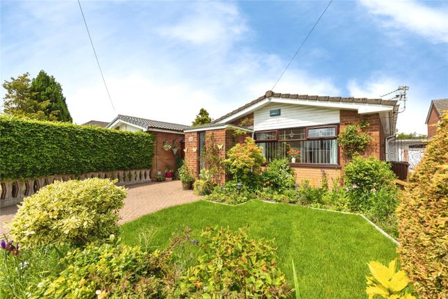 2 bed property, in Stanley Road, £220,000