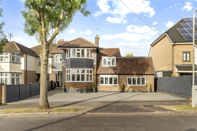5 bed property, in College Gardens, £1,000,000