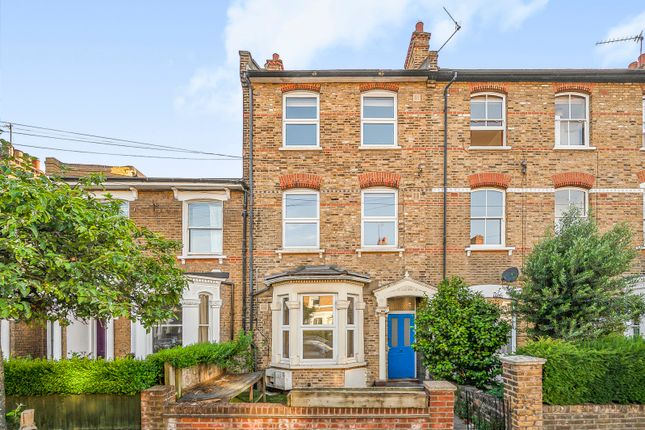4 bed property, in St. Thomas's Road, £1,300,000