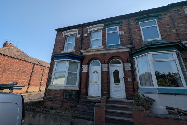 3 bed property, in Eastmount Road, £120,000
