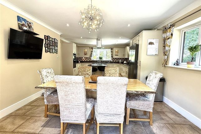 4 bed property, in Ridge Lane, £920,000
