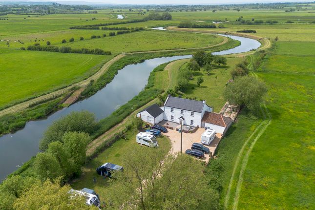3 bed property, in North Curry, £350,000