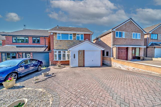 3 bed property, in Stoney Lea Road, £280,000