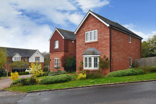 4 bed property, in Loggerheads, £470,000
