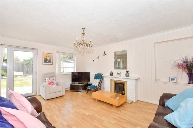 3 bed property, in Phyllis Avenue, £375,000