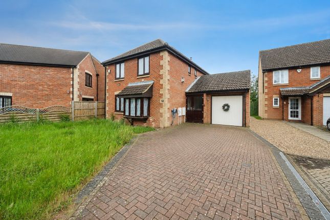 4 bed property, in Wellfield Court, £500,000