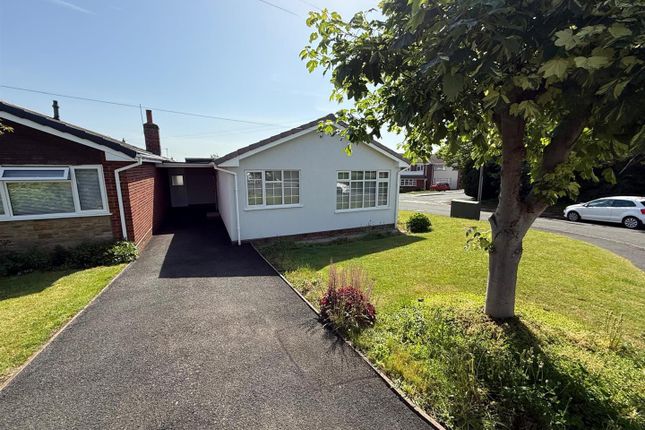 2 bed property, in Herondale Crescent, £390,000