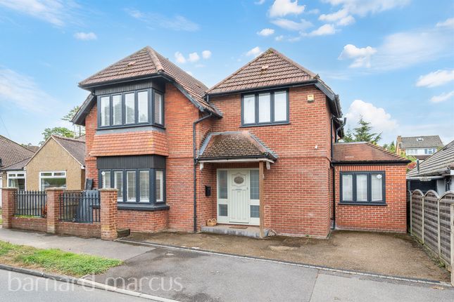 4 bed property, in Rosebery Road, £875,000