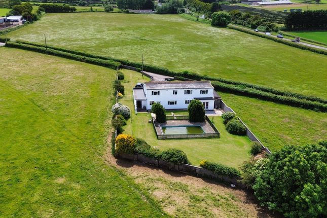 4 bed property, in Zig-Zag Lane, £799,950