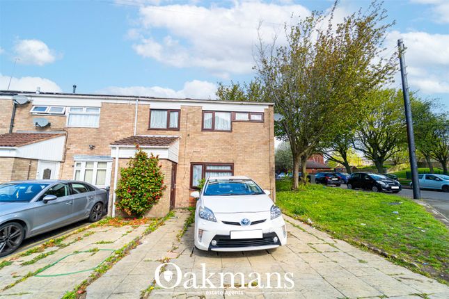 4 bed property, in Bassett Croft, £285,000