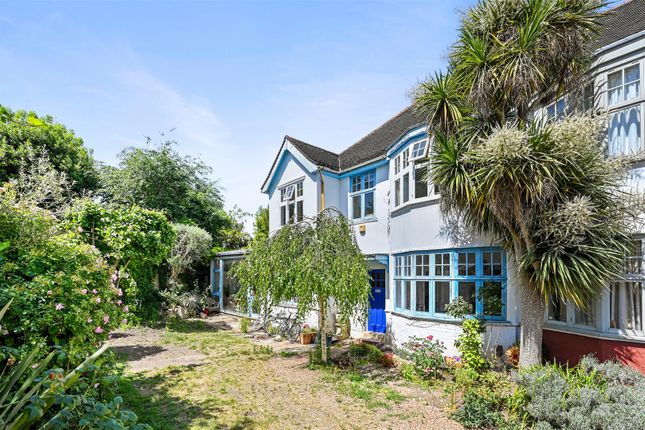 5 bed property, in Rylett Crescent, £2,000,000