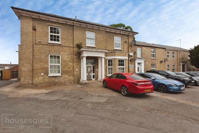 1 bed property, in Turnpike Court Turnpike Court, £55,000
