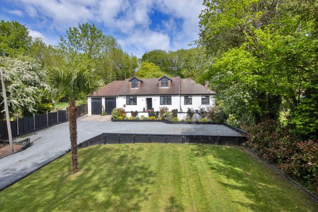 5 bed property, in Billet Hill, £900,000