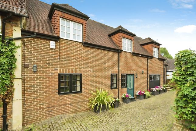 2 bed property, in West Street, £370,000