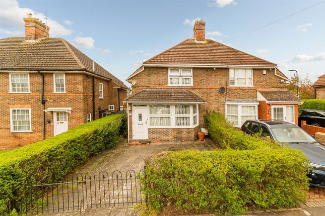 3 bed property, in Norman Way, £700,000