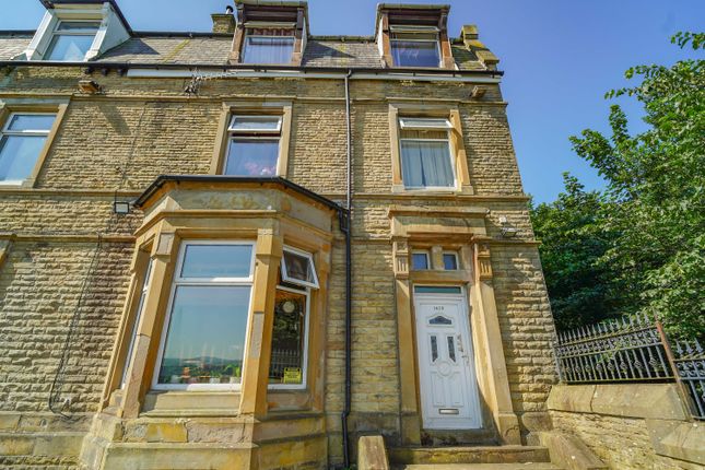 5 bed property, in Manchester Road, £215,000