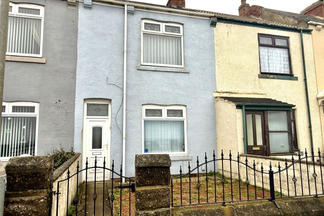 2 bed property, in Marine Drive, £115,000