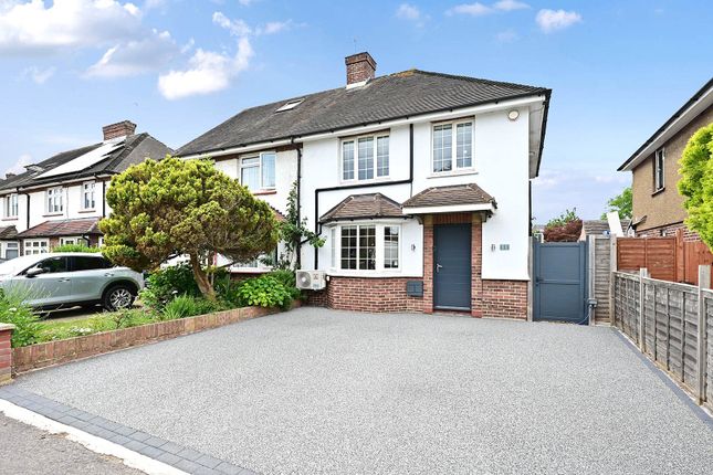 3 bed property, in Laleham, £525,000