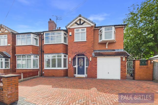 4 bed property, in Fairholme Avenue, £450,000