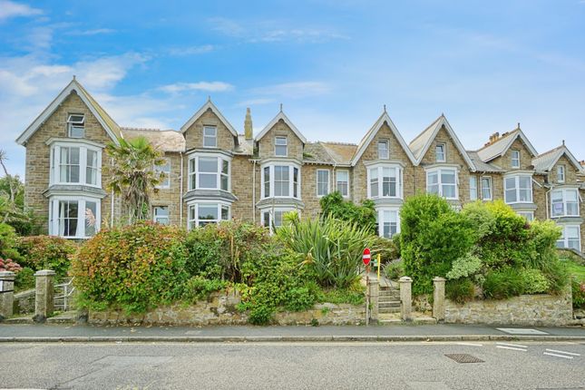 5 bed property, in Pednolver Terrace, £750,000