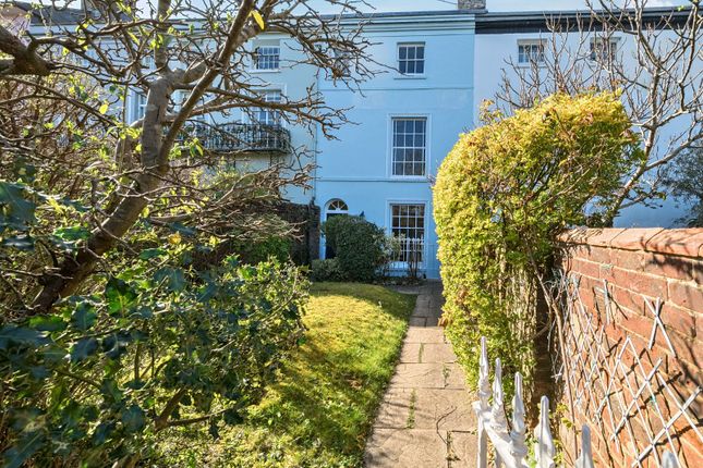 5 bed property, in St. James Terrace, £1,195,000
