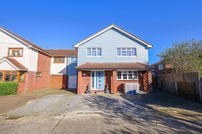 5 bed property, in Lylt Road, £500,000