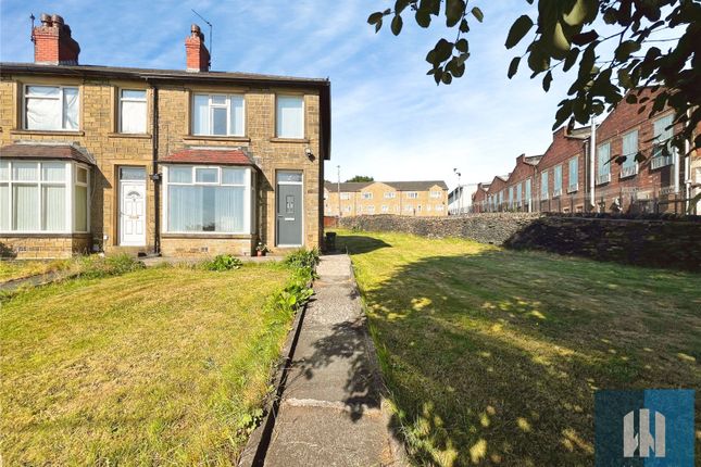 2 bed property, in Yew Green Avenue, £160,000