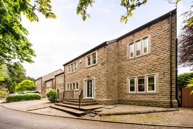 5 bed property, in Hawkshead Fold, £900,000