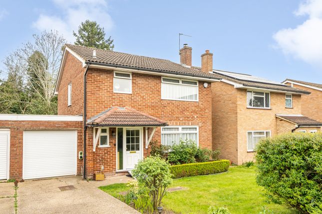3 bed property, in Thirlmere Gardens, £850,000