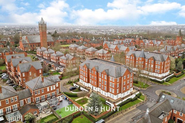 2 bed property, in The Boulevard, £540,000