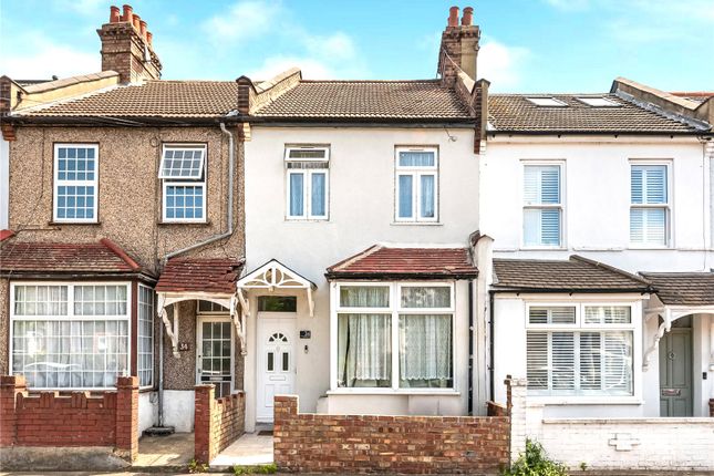 2 bed property, in Stirling Road, £600,000