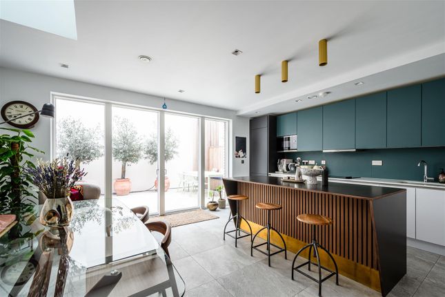3 bed property, in Forbes Lane E20, £1,300,000