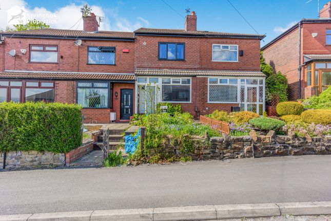 2 bed property, in Block Lane, £140,000