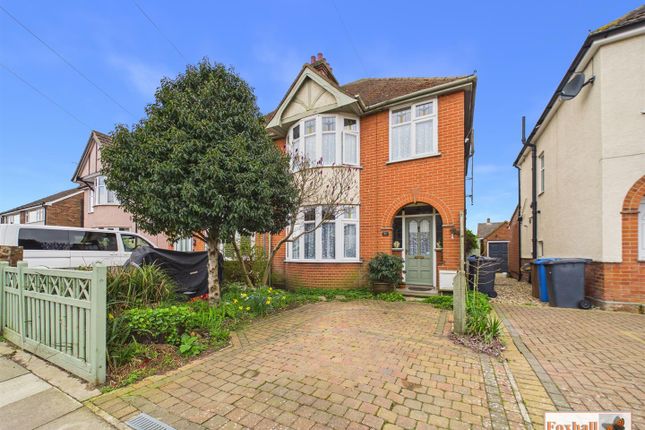3 bed property, in Goring Road, £285,000