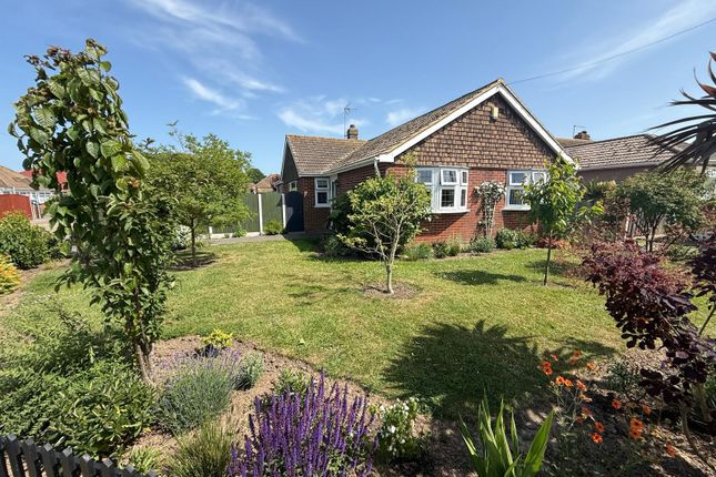 3 bed property, in Gloucester Avenue, £450,000