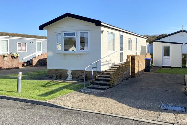 2 bed property, in Willowbrook Park, £130,000