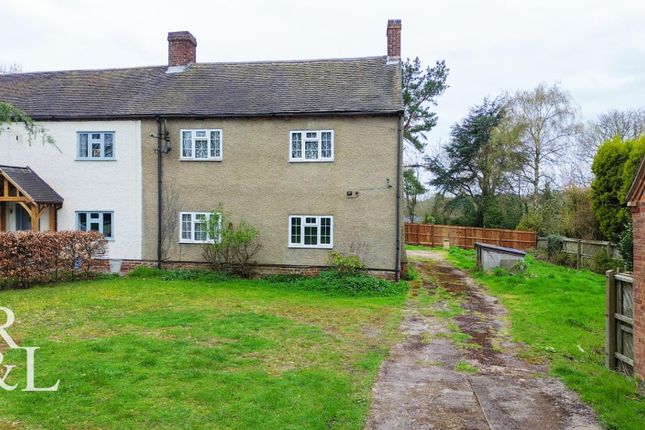 3 bed property, in The Moor, £250,000