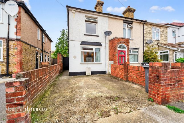 2 bed property, in Fruen Road, £400,000