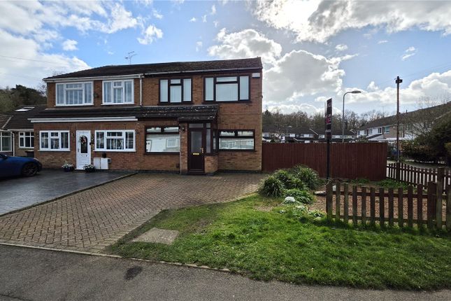 4 bed property, in Craven Avenue, £390,000