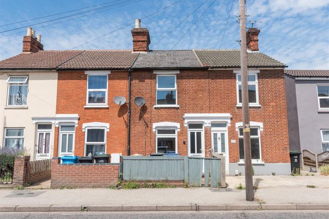 2 bed property, in Spring Road, £160,000