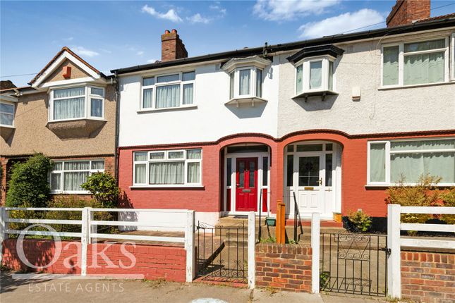 3 bed property, in Waverley Road, £425,000