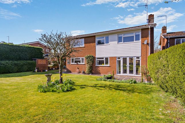 4 bed property, in Down Gate, £475,000