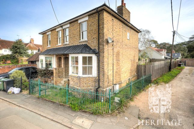 3 bed property, in Albert Place, £450,000
