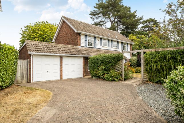 4 bed property, in Freemans Close, £900,000