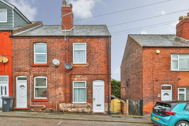 2 bed property, in Albany Street, £135,000