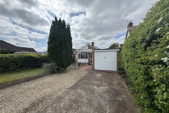 2 bed property, in Whitnash Road, £325,000