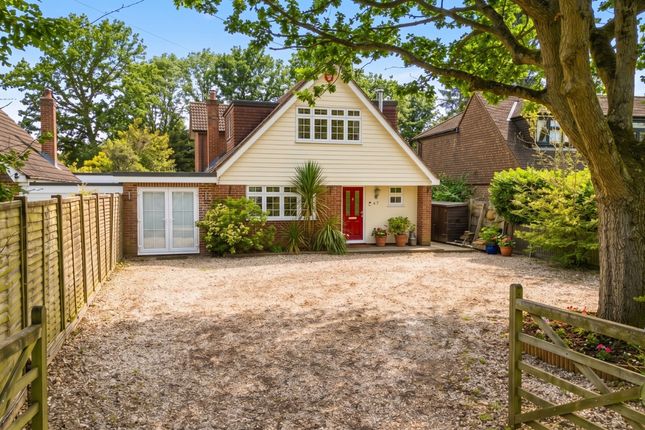 4 bed property, in Nash Grove Lane, £1,000,000