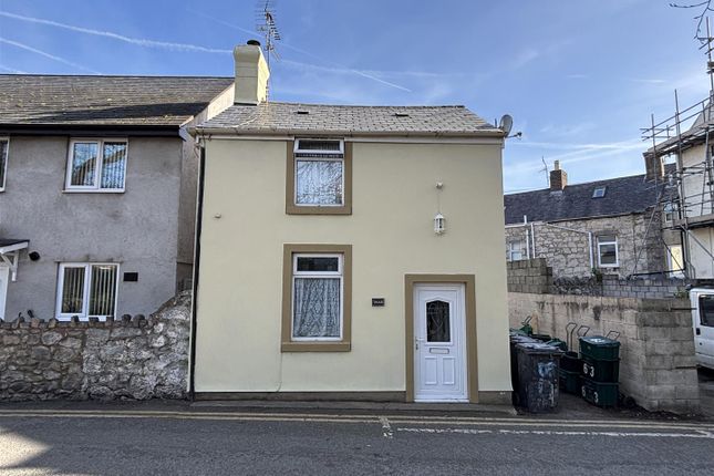 2 bed property, in Groes Lwyd, £150,000