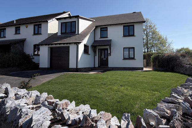 4 bed property, in Ferrers Green, £545,000