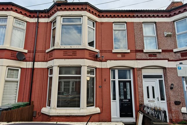 4 bed property, in St. Marys Street, £135,000